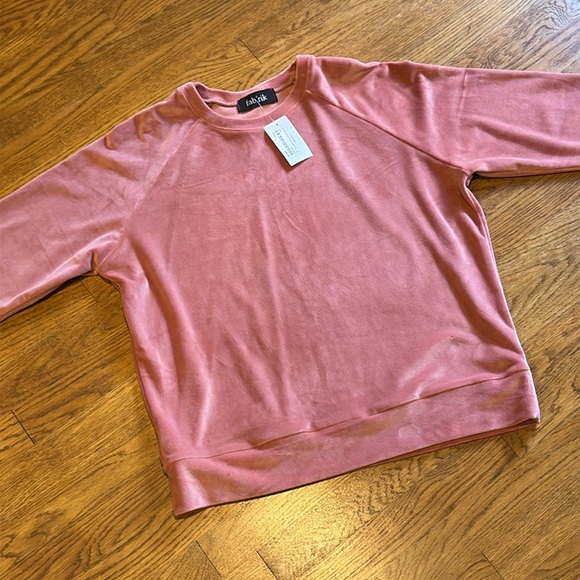 NWT L/S Velvet Top from Fabrik - Picture 6 of 11